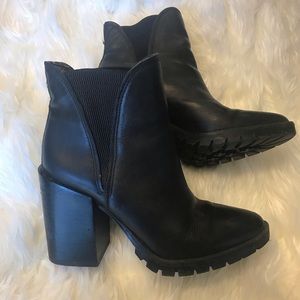 SAM EDELMAN Chunky Leather Ankle Boots